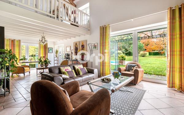 Maison à vendre    5 pièces • 220 m2 Chaptelat