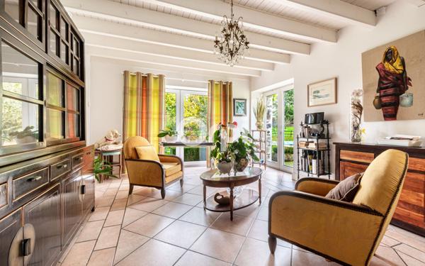 Maison à vendre    5 pièces • 220 m2 Chaptelat