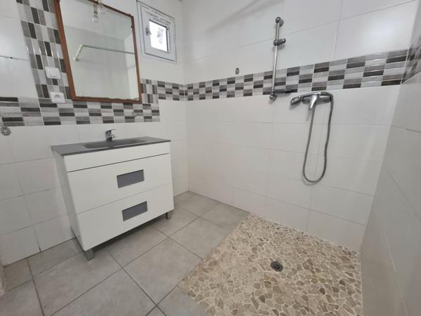 Vente Maison de village110 m² - 5 Pièces - BEAUVOISIN (30640)