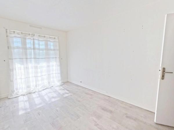Appartement à vendre 4 pièces VERRIERES LE BUISSON (91)