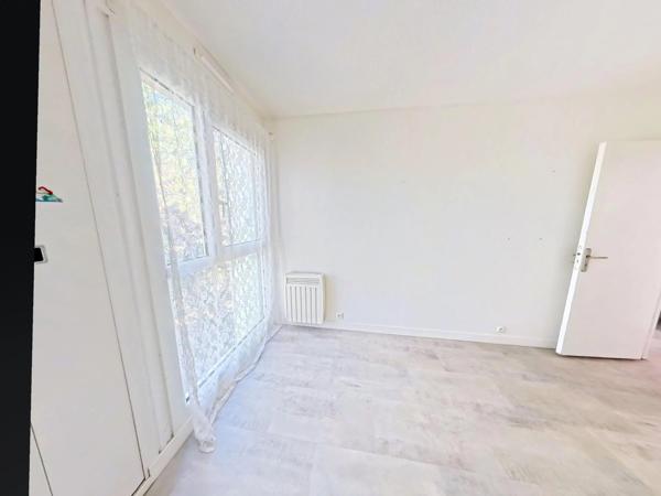 Appartement à vendre 4 pièces VERRIERES LE BUISSON (91)