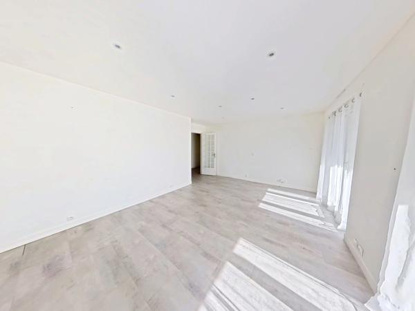 Appartement à vendre 4 pièces VERRIERES LE BUISSON (91)