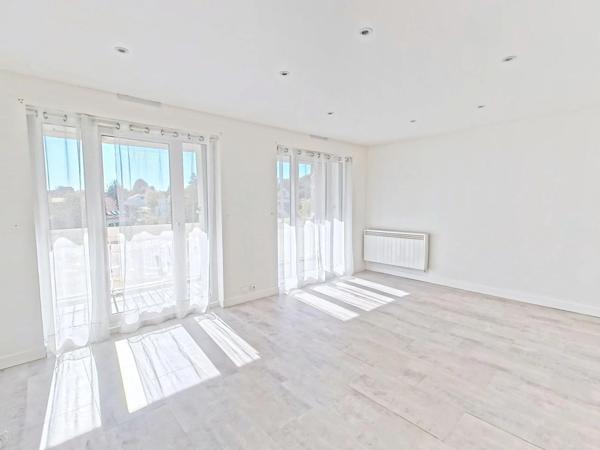 Appartement à vendre 4 pièces VERRIERES LE BUISSON (91)