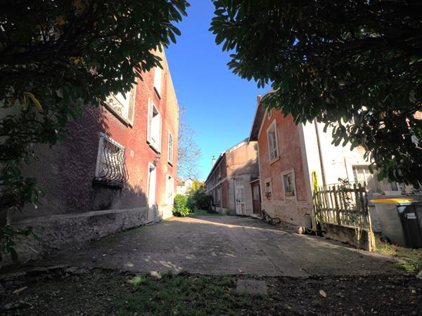 VILLEMOMBLE vente Maison 592 m² sur Terrain de 2085 m²