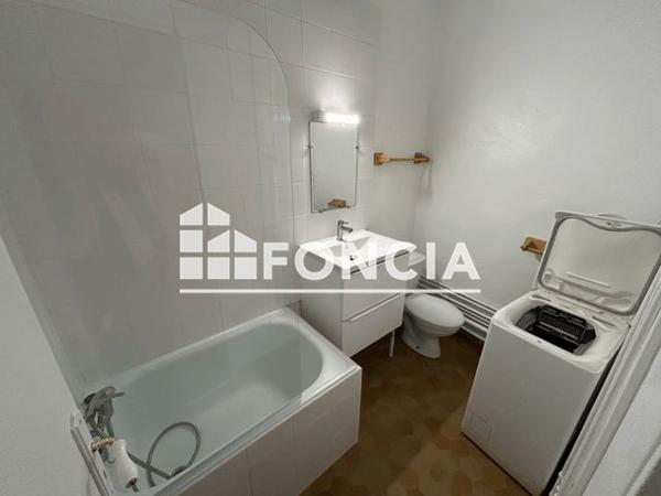 Location Studio 28.47 m² - 13 RUE LOUIS GALLET Valence 26000