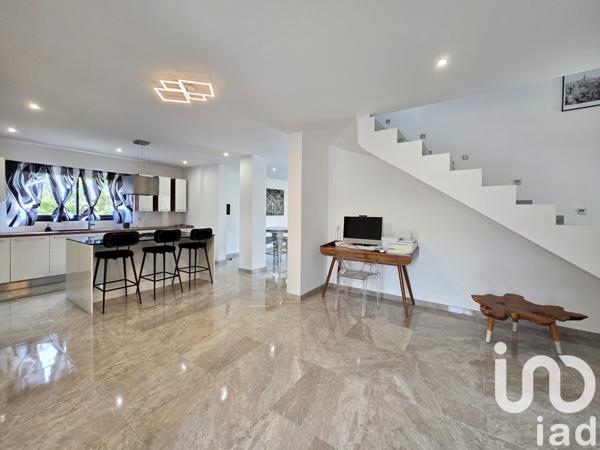 Maison à vendre 5 pièces 129 m² Laudun-l'Ardoise