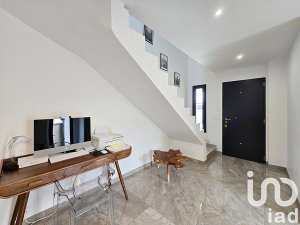 Maison à vendre 5 pièces 129 m² Laudun-l'Ardoise