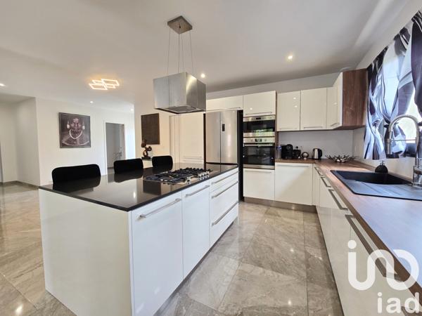 Maison à vendre 5 pièces 129 m² Laudun-l'Ardoise