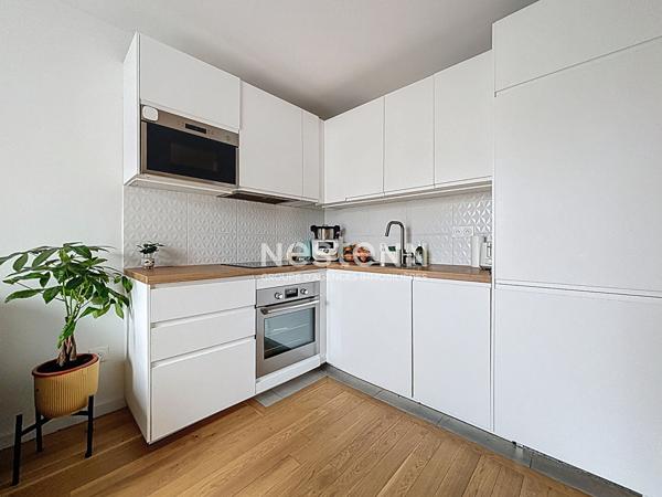 HYPER CENTRE - MAIRIE DE CLAMART - Vente d'un appartement 3 pièces traversant dans un immeuble récent