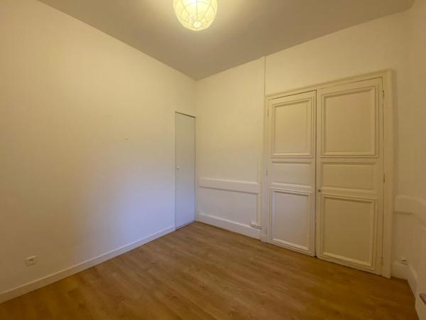 PROCHE CATHEDRALE T4,  
Nantes 44000