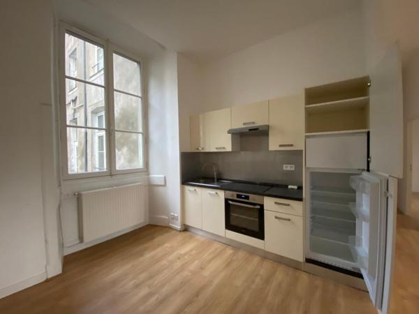 PROCHE CATHEDRALE T4,  
Nantes 44000