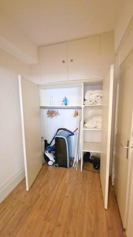 Lyon (69002) Grand studio meublé de 37m2, rue dauphin LYON 2- Disponible 28/11 !