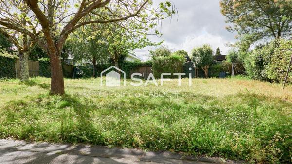 Mérignac Bourran – Maison familiale de 4 chambres,  jardin arboré, garage