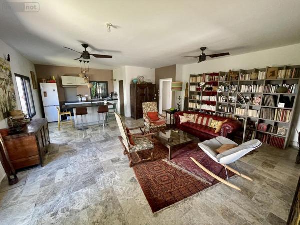 Maison à vendre à Saint-Pierre à la Réunion (97410), ref : 97409-266