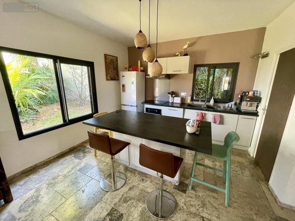 Maison à vendre à Saint-Pierre à la Réunion (97410), ref : 97409-266