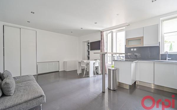 Appartement à louer    3 pièces • 67 m2 Neuilly-sur-Seine