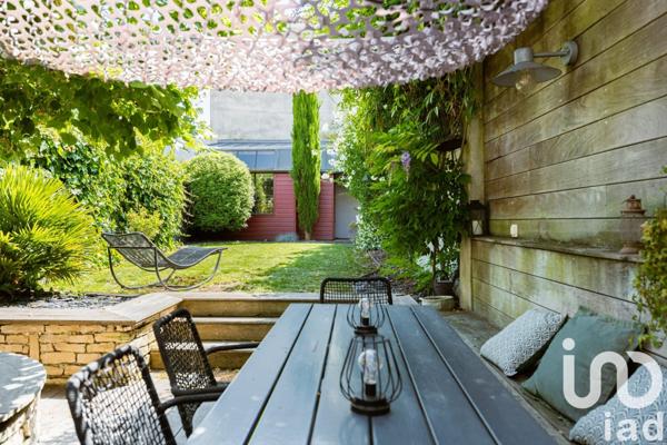 Maison de ville 5 pièces de 141 m² à La Rochelle (17000)