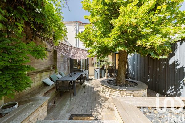 Maison de ville 5 pièces de 141 m² à La Rochelle (17000)