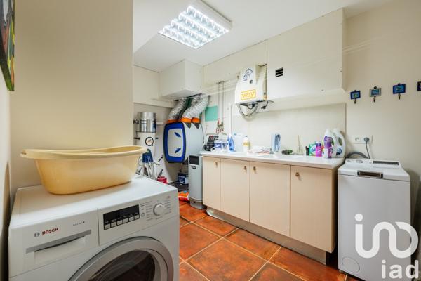 Maison de ville 5 pièces de 141 m² à La Rochelle (17000)