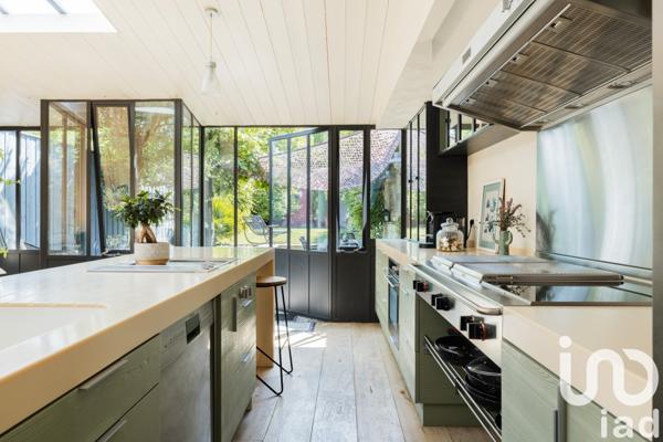 Maison de ville 5 pièces de 141 m² à La Rochelle (17000)