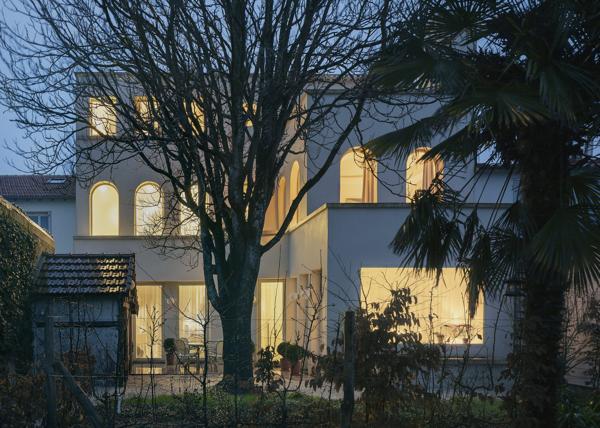 Hôtel Particulier — une œuvre d'art à La Rochelle.