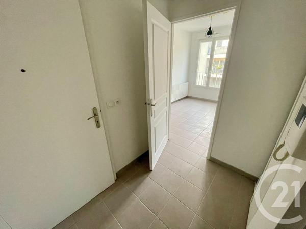 Appartement Studio à vendre  1 pièce - 27,60 m2 DAMMARTIN EN GOELE - 77