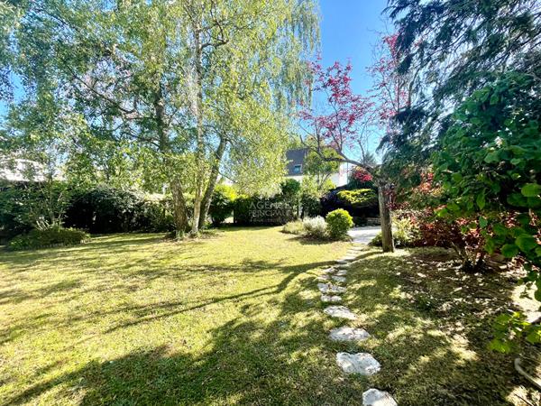 Maison Conflans Sainte Honorine 6 pièce(s) 132 m2 490 000 € **  - Référence  8301
