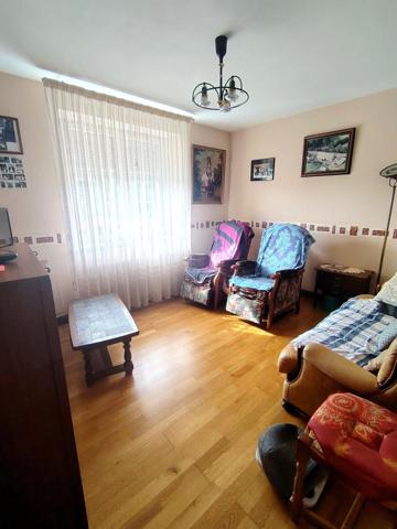 belle maison de campagne offrant une vue exceptionnelle et dégagée sur la vallée de Mortain,