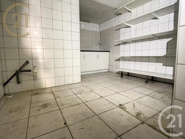 Immeuble à vendre  78,95 m2 LILLEBONNE - 76