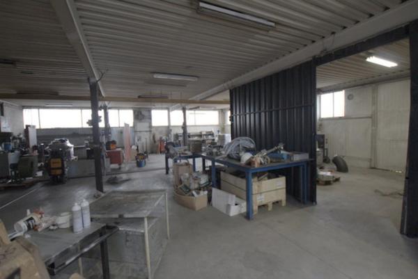 Dpt Saône et Loire (71), à louer CHALON SUR SAONE Ateliers et Bureaux