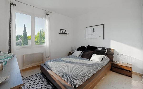 Maison à vendre    5 pièces •  Ventabren