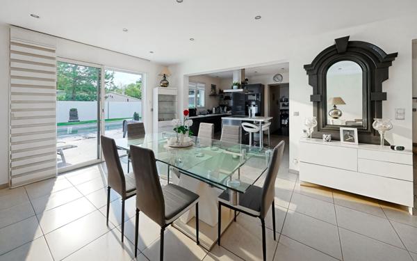 Maison à vendre    5 pièces •  Ventabren