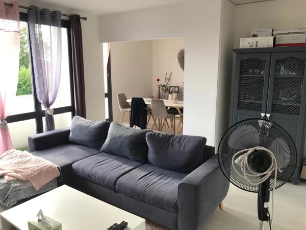 Vente                                                      Appartement
                        
                     4 pièces                      70 m2                     à Laon
