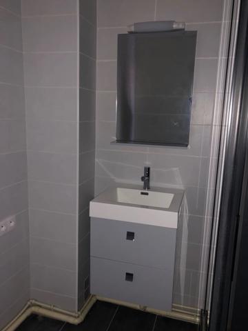 Vente                                                      Appartement
                        
                     4 pièces                      70 m2                     à Laon