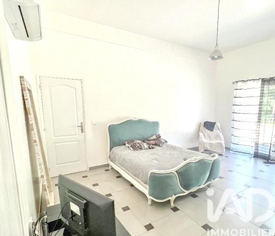 Maison à vendre 7 pièces 240 m² Vidauban