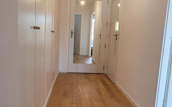 Appartement à louer    2 pièces • 46,64 m2 Issy-les-Moulineaux