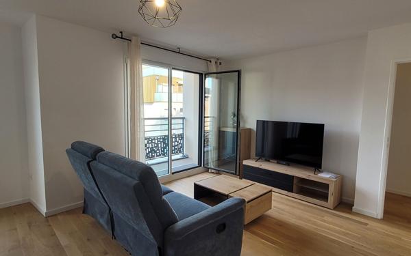 Appartement à louer    2 pièces • 46,64 m2 Issy-les-Moulineaux