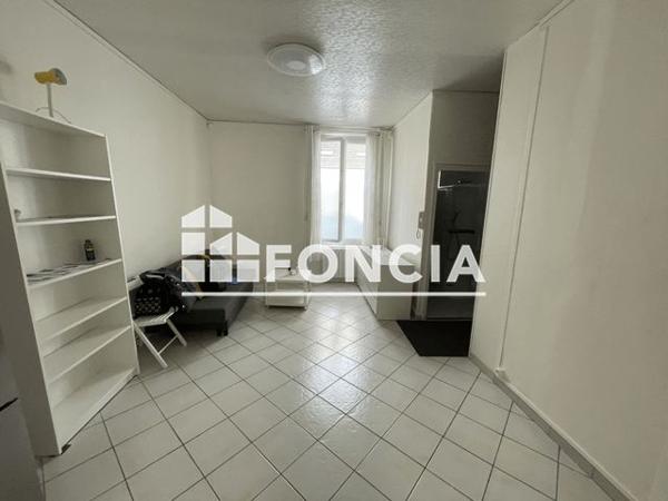 Location Appartement 2 pièces 41.3 m² - 97 RUE DE STRASBOURG Reims 51100
