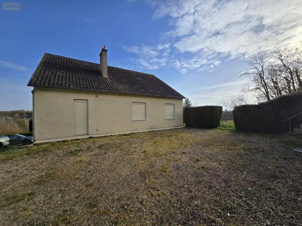 Maison à vendre à Saint-Paterne-Racan dans l'Indre-et-Loire (37370), ref : 042/1170