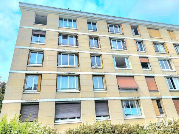 Location appartement 4 pièces 64 m² Creil