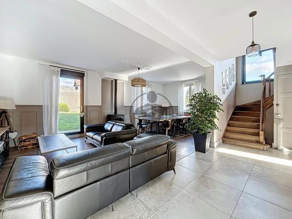 Vente Maison 8 pièces 277 m2 à Bellicourt