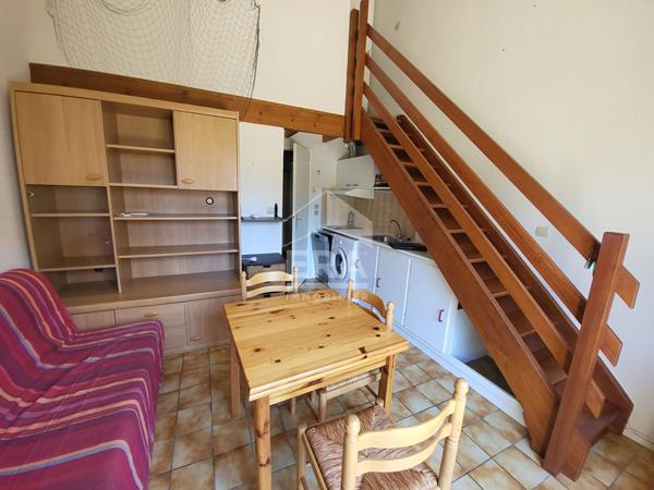 PIED À TERRE ENTRE PLAGES ET COMMERCES, TOUT À PORTÉE DE MAINS