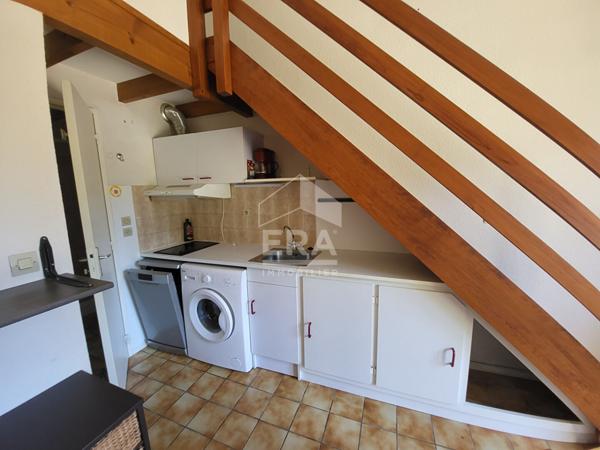PIED À TERRE ENTRE PLAGES ET COMMERCES, TOUT À PORTÉE DE MAINS