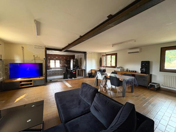 MAISON 137m2 + DÉPENDANCES + ÉLEVAGE CANIN SUR 5,7 HA DE TERRAIN Proche de AIRE SUR L'ADOUR (40)