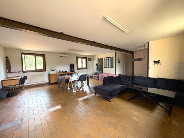 MAISON 137m2 + DÉPENDANCES + ÉLEVAGE CANIN SUR 5,7 HA DE TERRAIN Proche de AIRE SUR L'ADOUR (40)