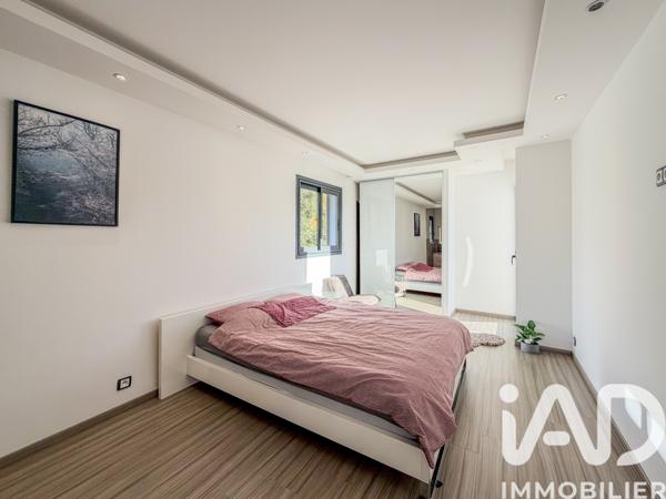 Maison à vendre 10 pièces 285 m² Roquebrune-sur-Argens