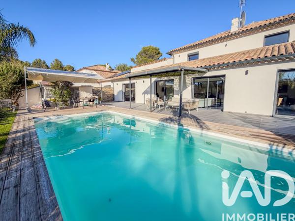 Maison à vendre 10 pièces 285 m² Roquebrune-sur-Argens