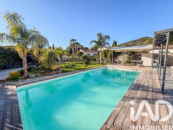 Maison à vendre 10 pièces 285 m² Roquebrune-sur-Argens