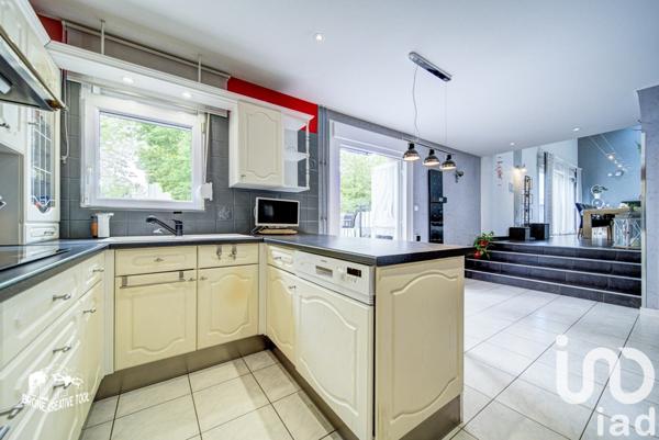 Maison 6 pièces de 116 m² à Terville (57180)