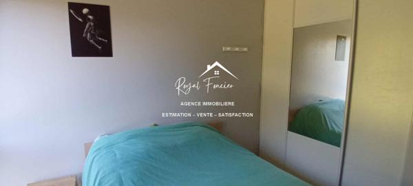 Vue sur la nature boisée, une belle terrasse sans vis à vis